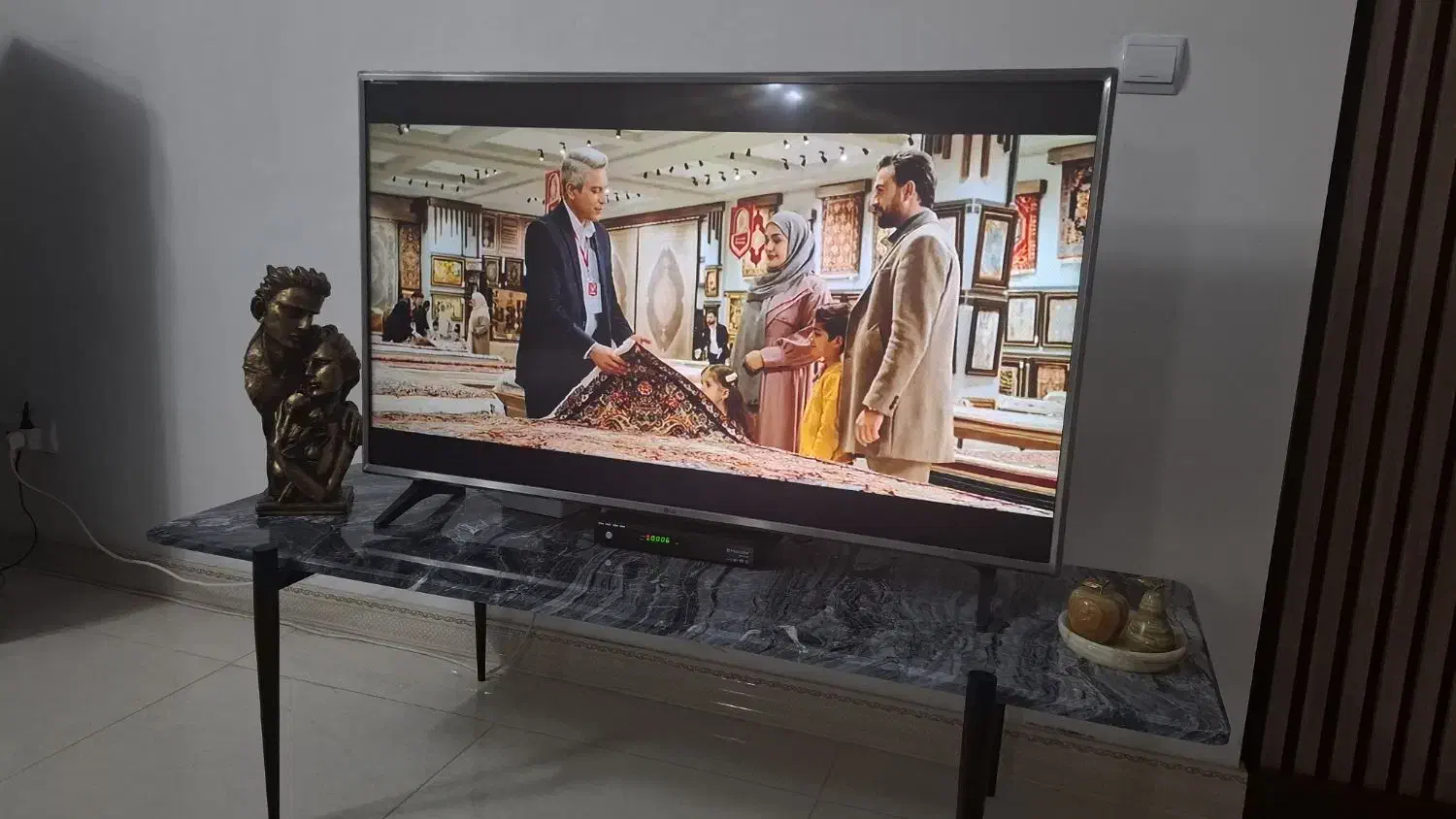 ال ای دی ۵۰ اینج ال جی اصلی|تلویزیون و پروژکتور|بروجرد, |دیوار