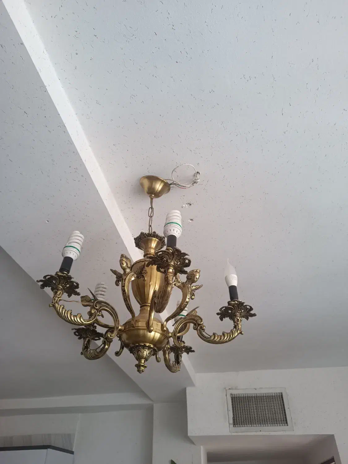 لوستر برنجی مدل فرشته قدمت دار|لوستر و چراغ آویز|پرند, فاز ۶|دیوار