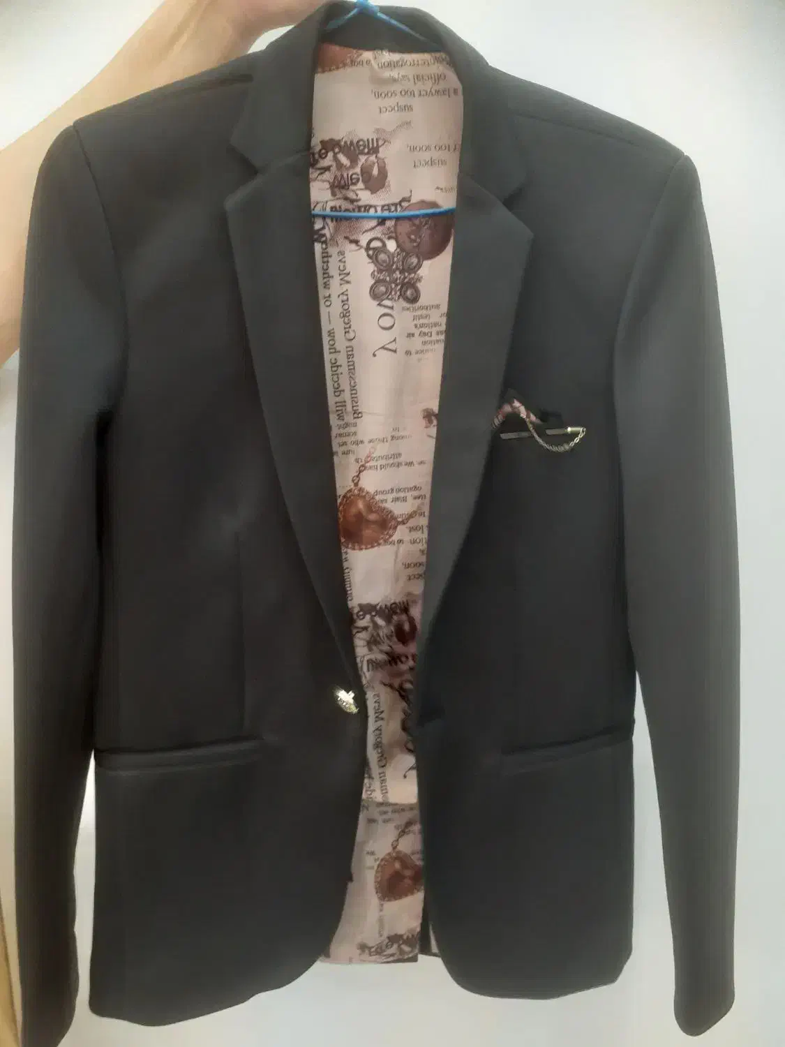 کت نو|لباس|کیاشهر, |دیوار