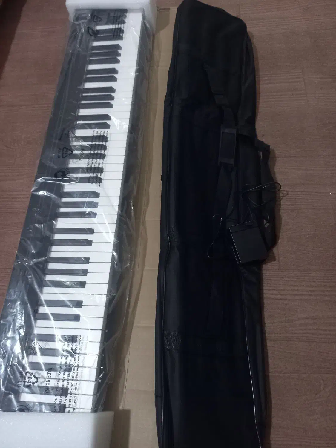 پیانو دیجیتال|پیانو، کیبورد، آکاردئون|ارومیه, |دیوار