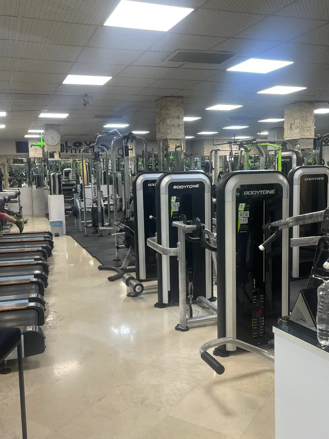 منشی باشگاه اقایان|استخدام اداری و مدیریت|تهران, حصار بوعلی|دیوار