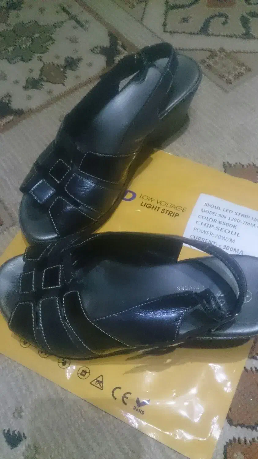 یک جفت صندل زنانه شیک و زیبا سایز 37|کیف، کفش، کمربند|شاهین‌شهر, ۹ دی|دیوار