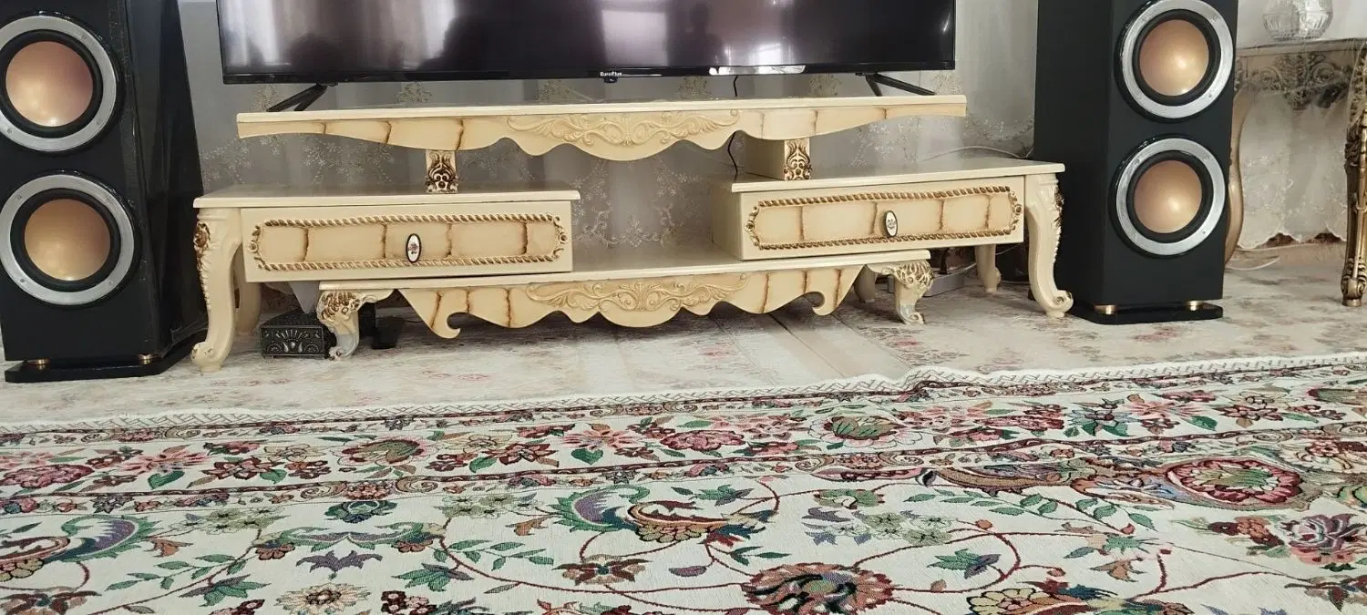 میز تی وی|میز تلویزیون|ایوان, |دیوار