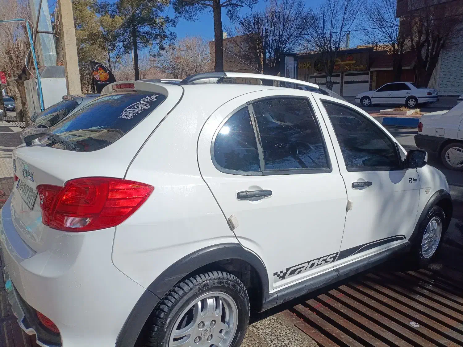 کوییک آر|خودرو سواری و وانت|آباده, |دیوار