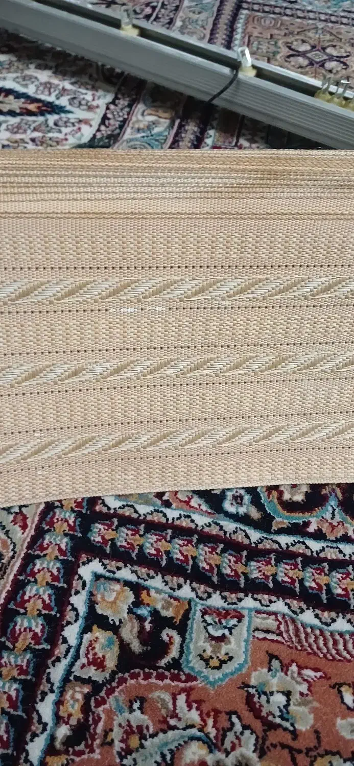 یک عدد پرده عمودی درحدنو بفروش میرسد|پرده، رانر، رومیزی|شیراز, صاحب الزمان|دیوار