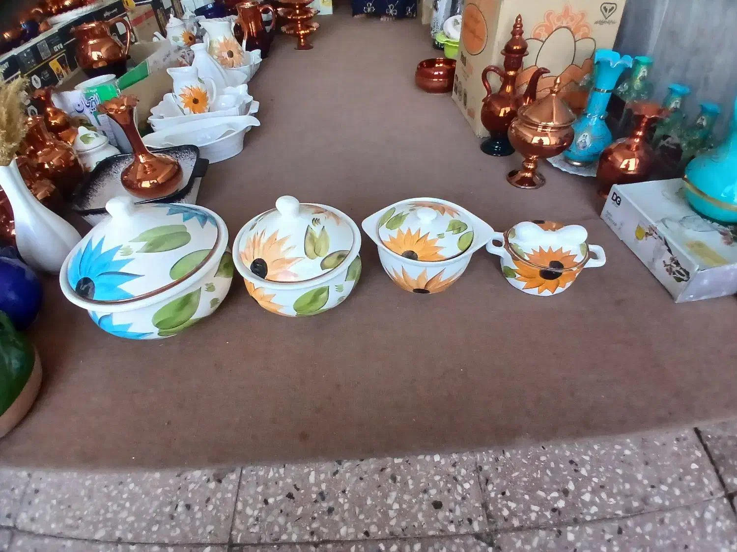 قابلمه|ظروف پختوپز|قروه, |دیوار