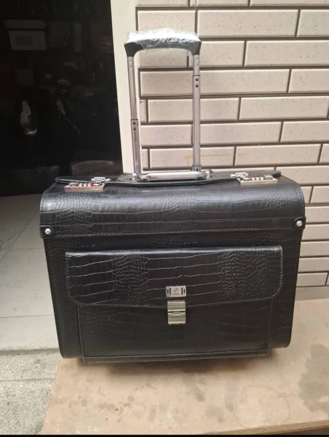 کیف خلبانی چرم طبیعی|کیف، کفش، کمربند|گرگان, |دیوار