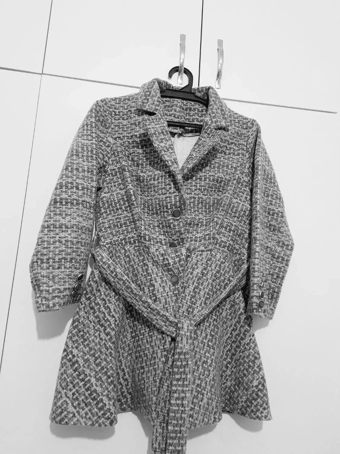 پالتو|لباس|سبزوار, غرب نیروگاه|دیوار