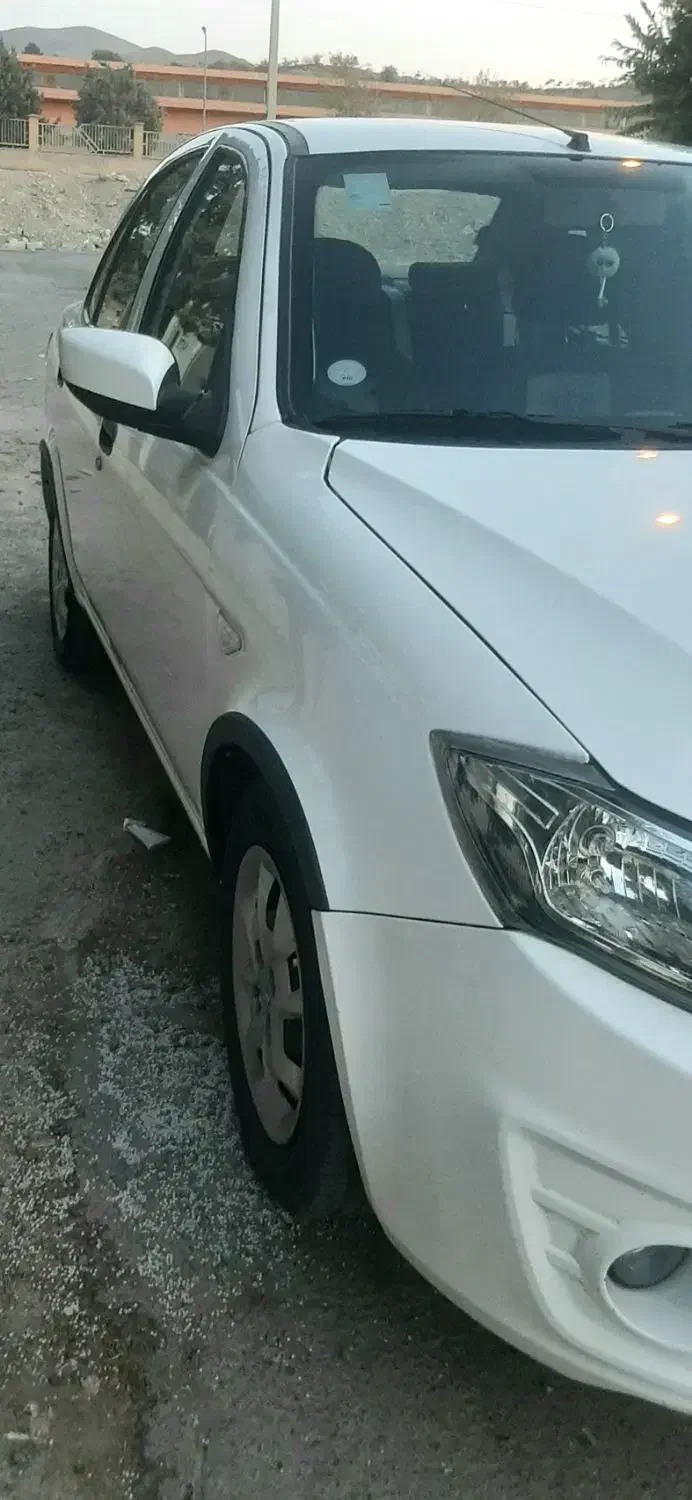 ساینا ۱۴۰۰|خودرو سواری و وانت|فردیس, نگارستان|دیوار