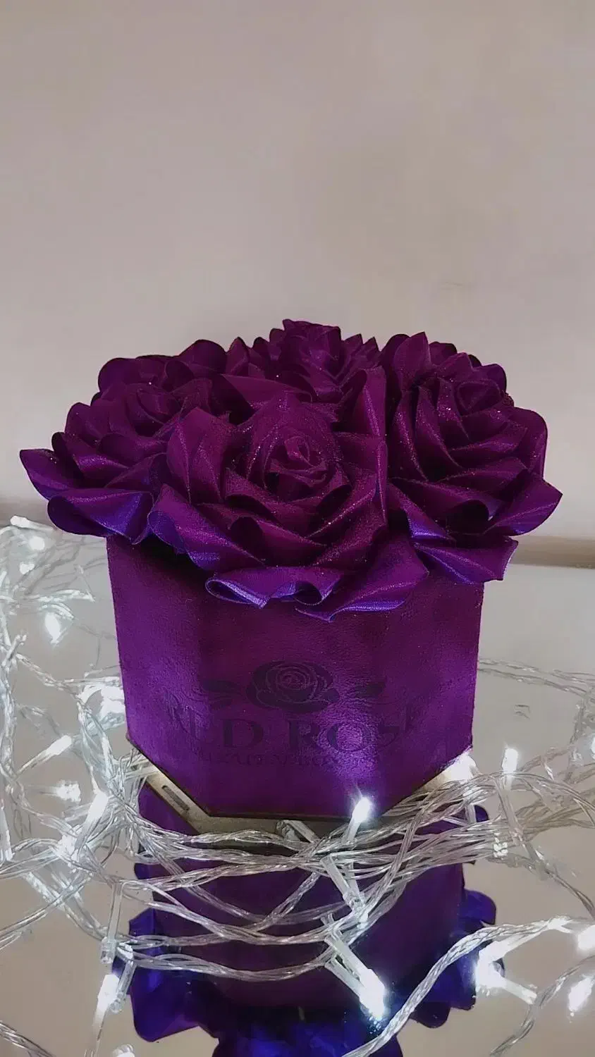 باکس گل مخمل روبانی شاین دار|گل مصنوعی|بیرجند, |دیوار