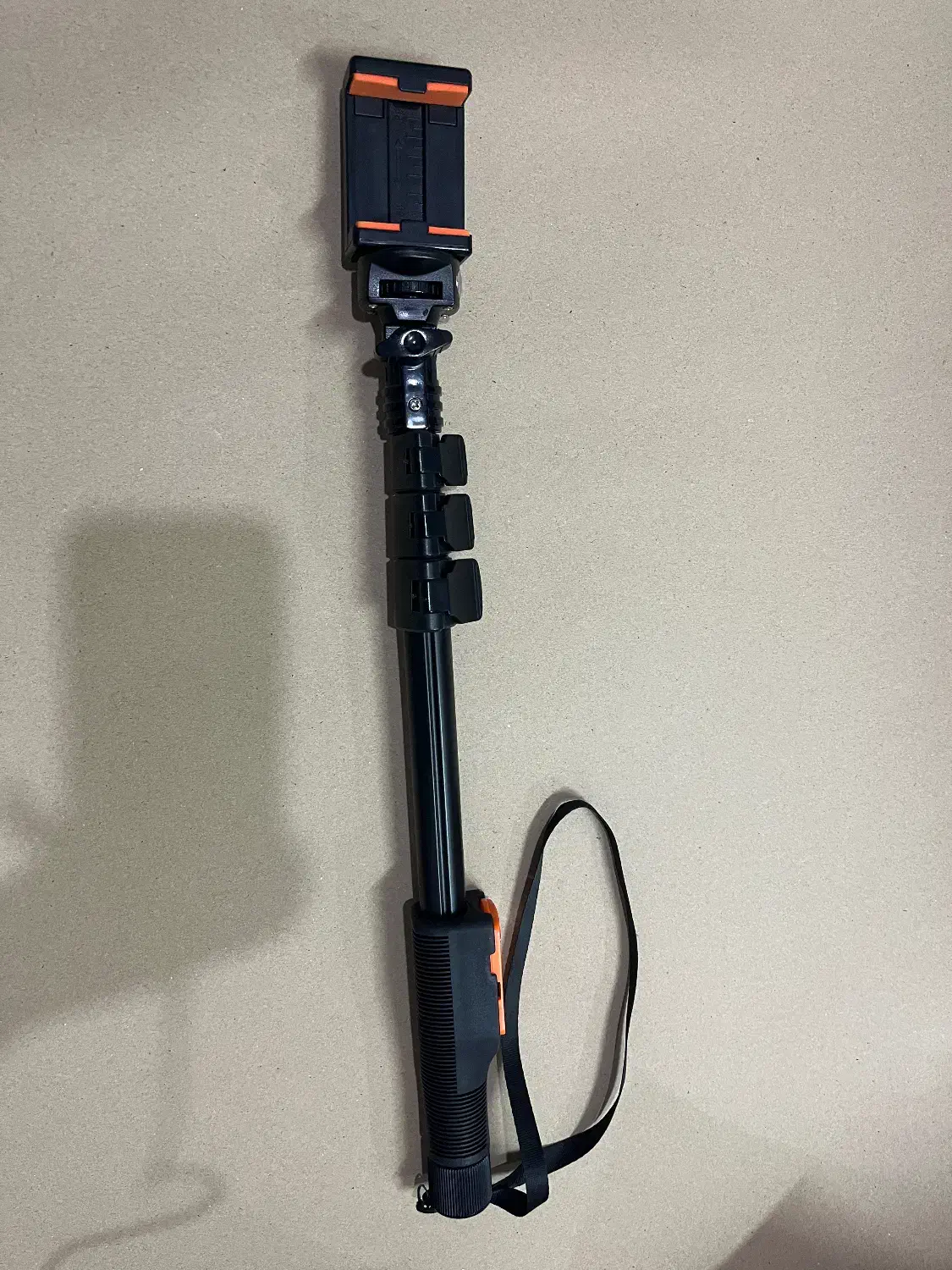 نگهدارنده گوشی برای عکاسی|لوازم جانبی موبایل و تبلت|قائم‌شهر, |دیوار