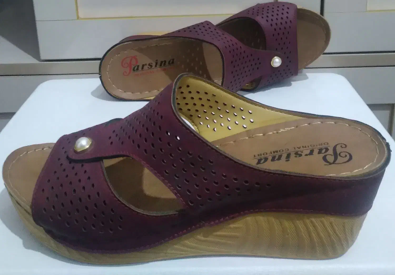 کفش ودمپایی|کیف، کفش، کمربند|ساوه, |دیوار