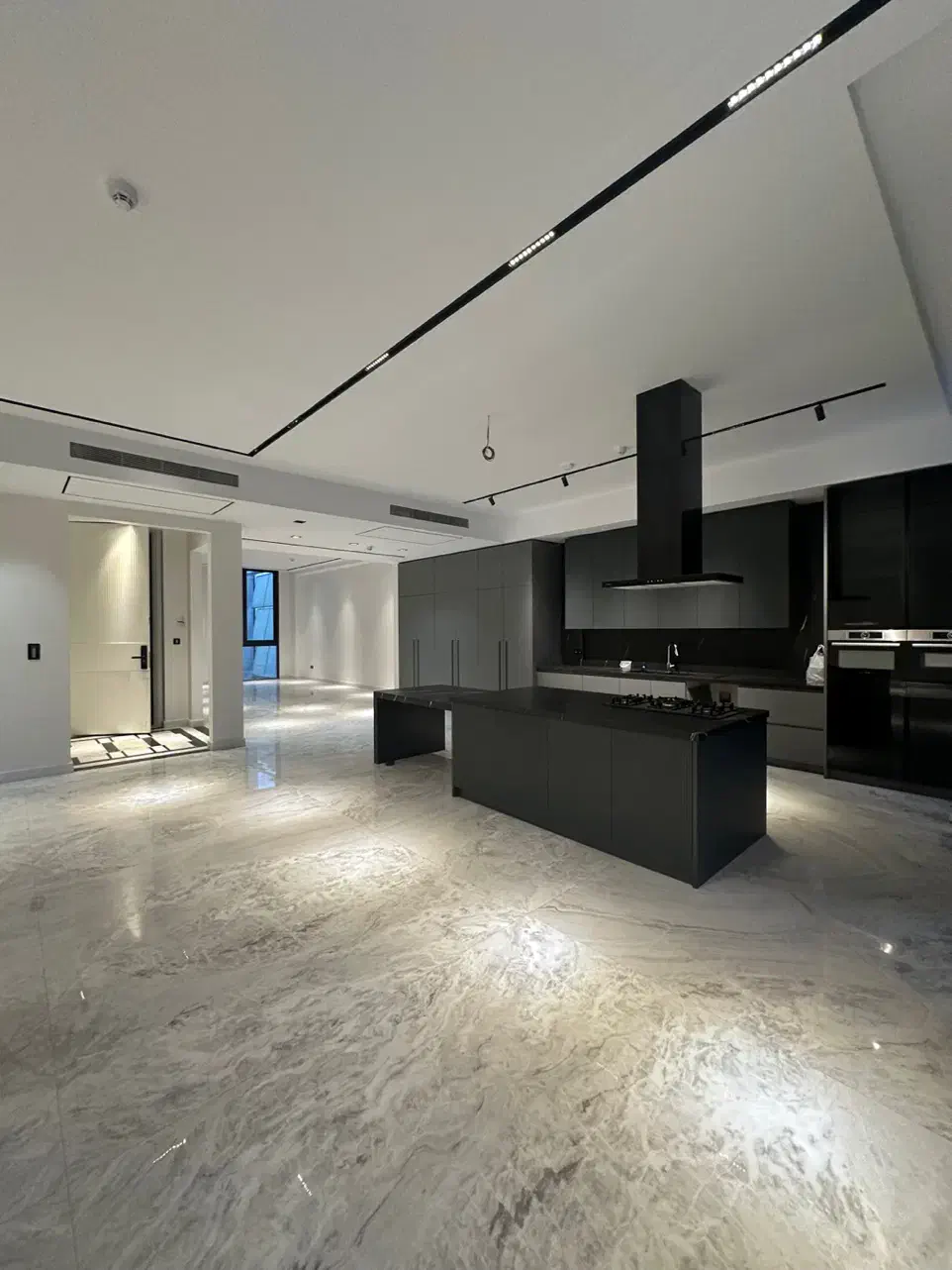 ۲۵۰متر مدرن مینیمال برند / تاپ لوکیشن فرمانیه سنبل|اجارهٔ آپارتمان|تهران, فرمانیه|دیوار