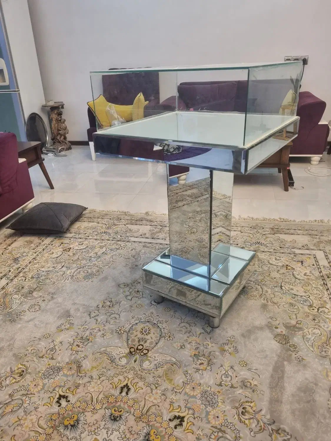 میز ویترینی تمام آینه|مبلمان خانگی و میز عسلی|بجنورد, |دیوار