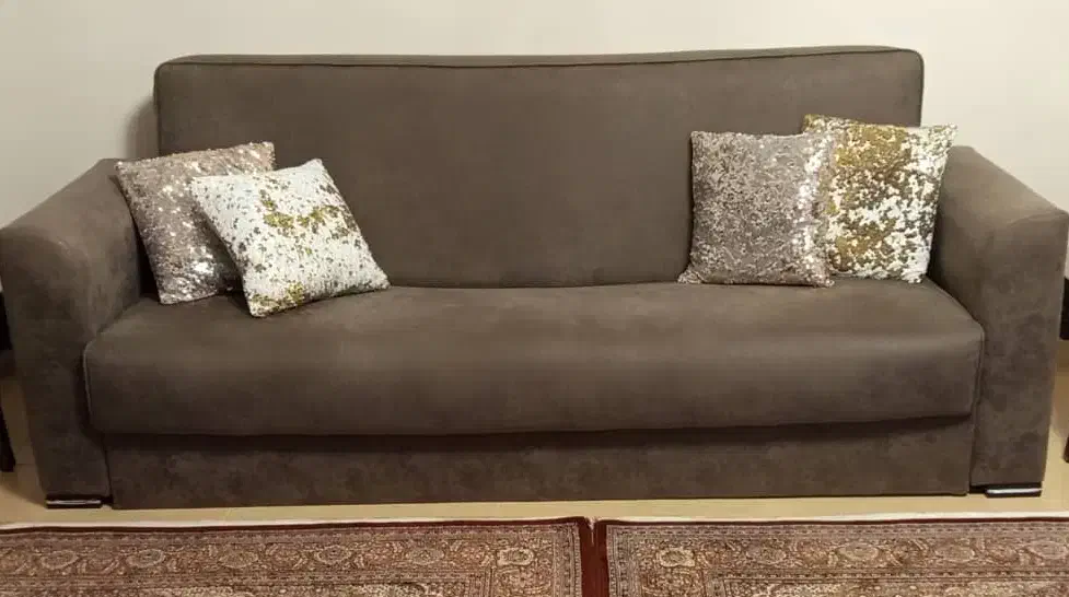 مبل هشت نفره تخت شو تمیز و سالم|مبلمان خانگی و میز عسلی|ارومیه, |دیوار