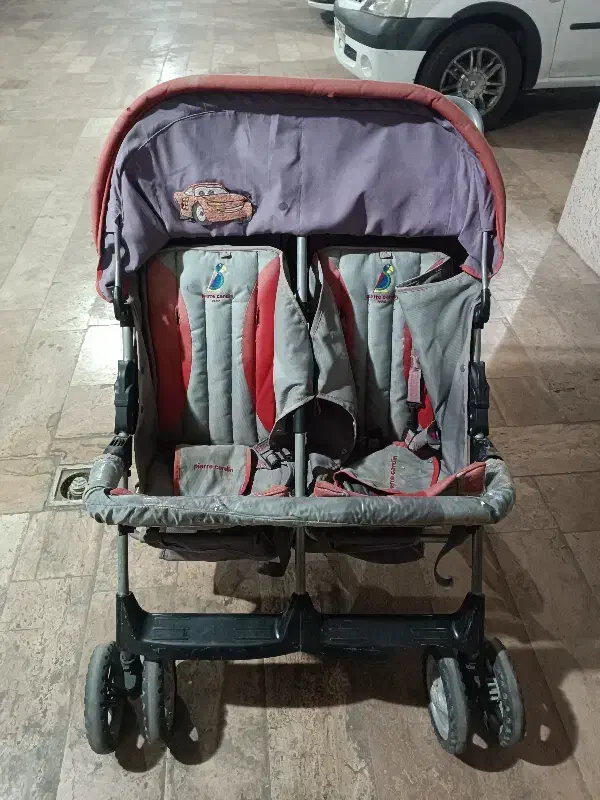 کالسکه دو قلو پیرکاردین|کالسکه و لوازم جانبی|قم, بلوار امین و ساحلی|دیوار