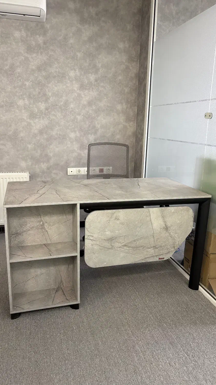 میز اداری|مبلمان اداری|قم, شهید رجایی|دیوار