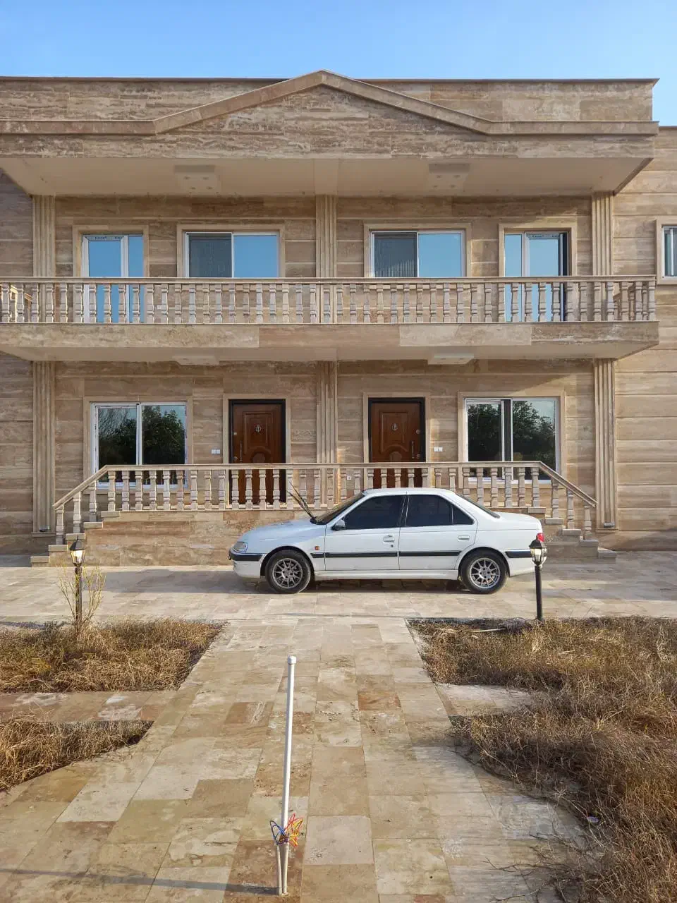 صاحب عکس کجاست|فعالیت داوطلبانه|بدره, |دیوار