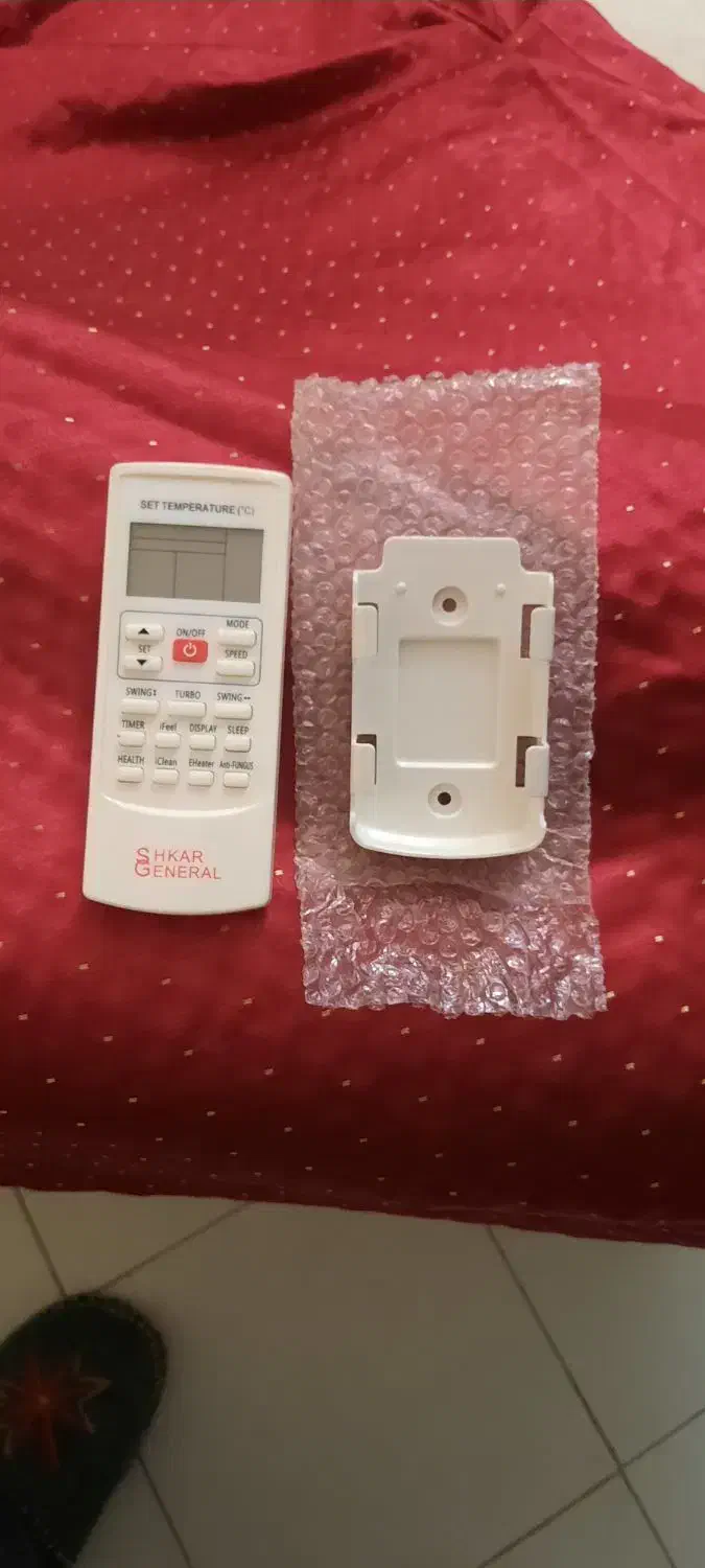 یکعدد ریموت کنترل کولر گازی جنرال مدل شاکر  نو|کولر گازی و فن‌کوئل|تهران, صادقیه|دیوار