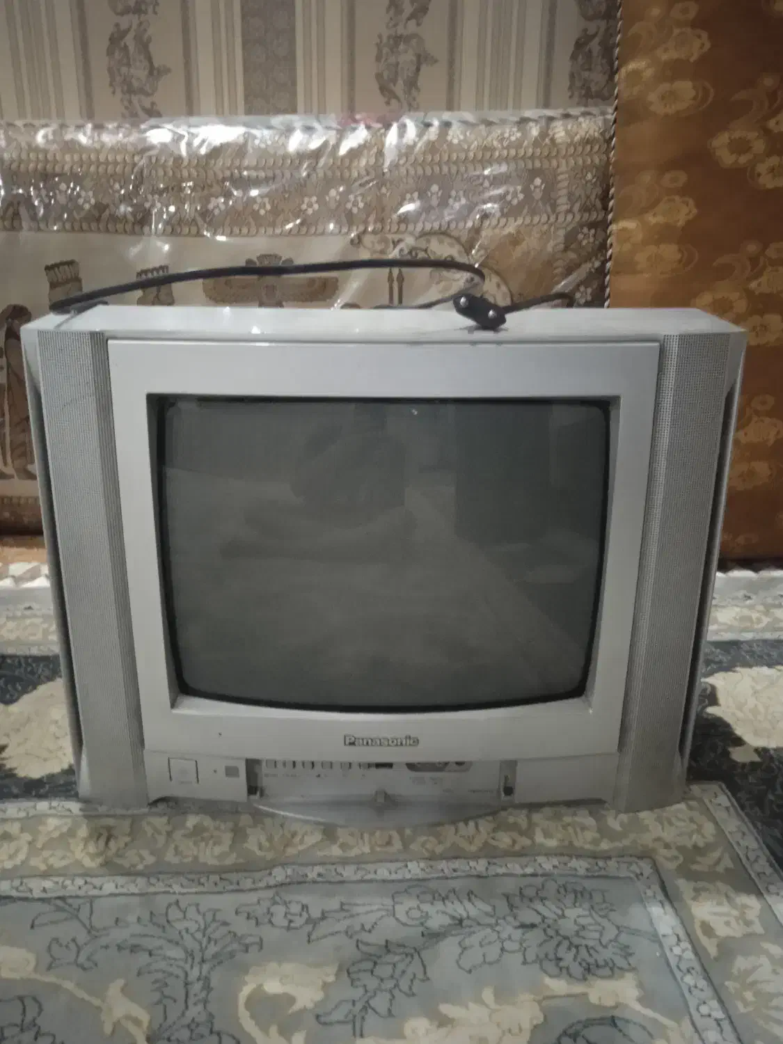 تلویزیون قدیمی|تلویزیون و پروژکتور|شوشتر, |دیوار