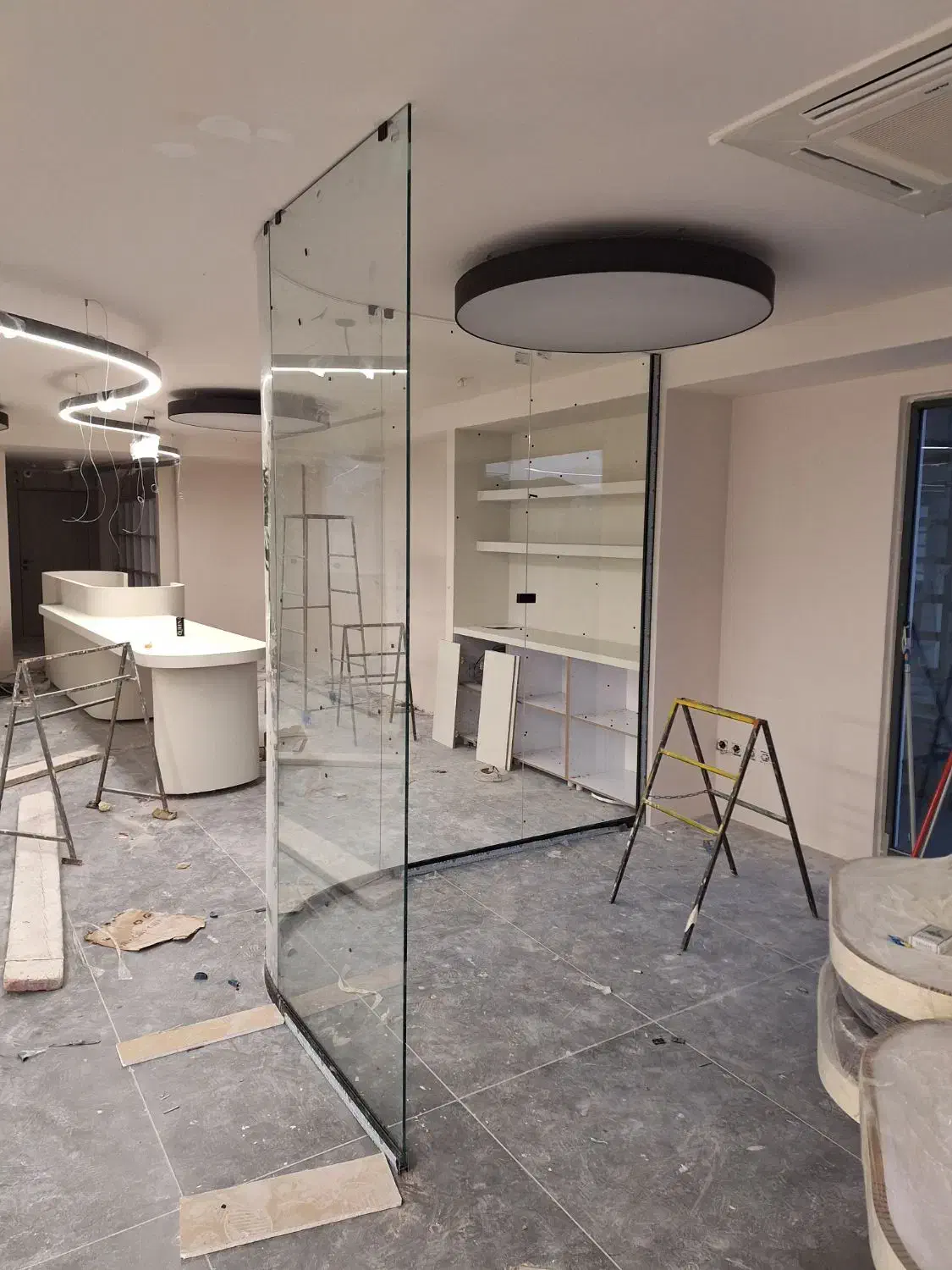 پارتیشن.سکوریت.جانپناه.نرده شیشه ای|خدمات پیشه و مهارت|شیراز, تاچارا|دیوار