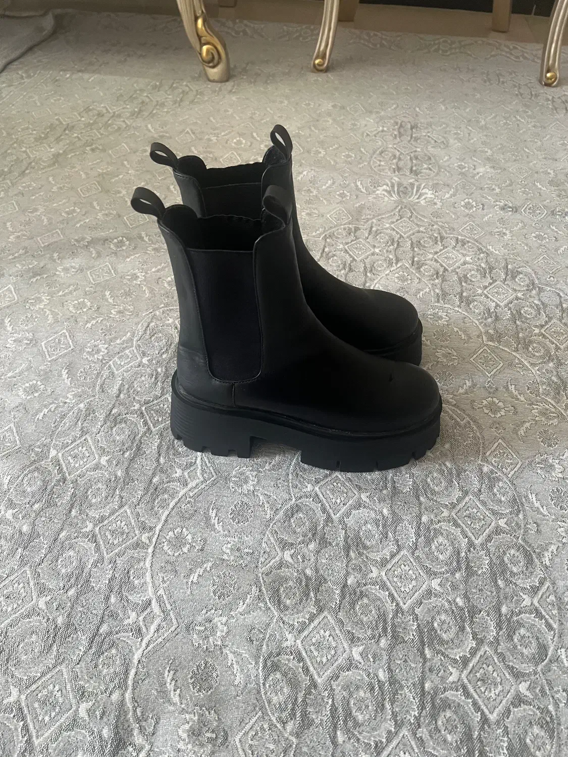 پوتین آکبند در حد|کیف، کفش، کمربند|نقده, |دیوار