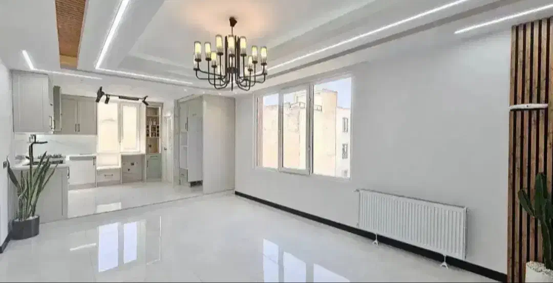 70متر/چهارباغ غربی/سالن پرده خور/فول بازسازی