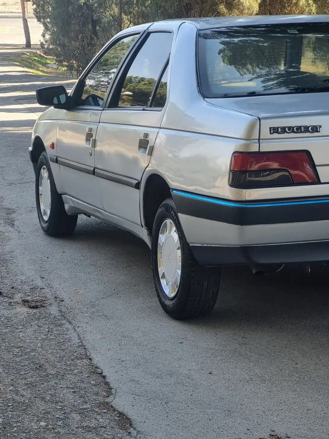 پژو 405 مدل 85|خودرو سواری و وانت|بیرجند, |دیوار