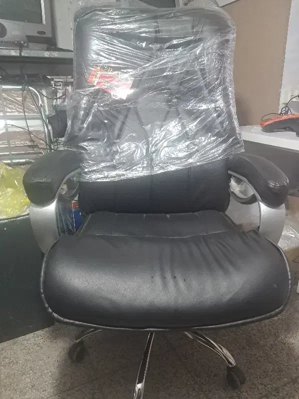 صندلی مدیریتی|صندلی و نیمکت|اسفراین, |دیوار