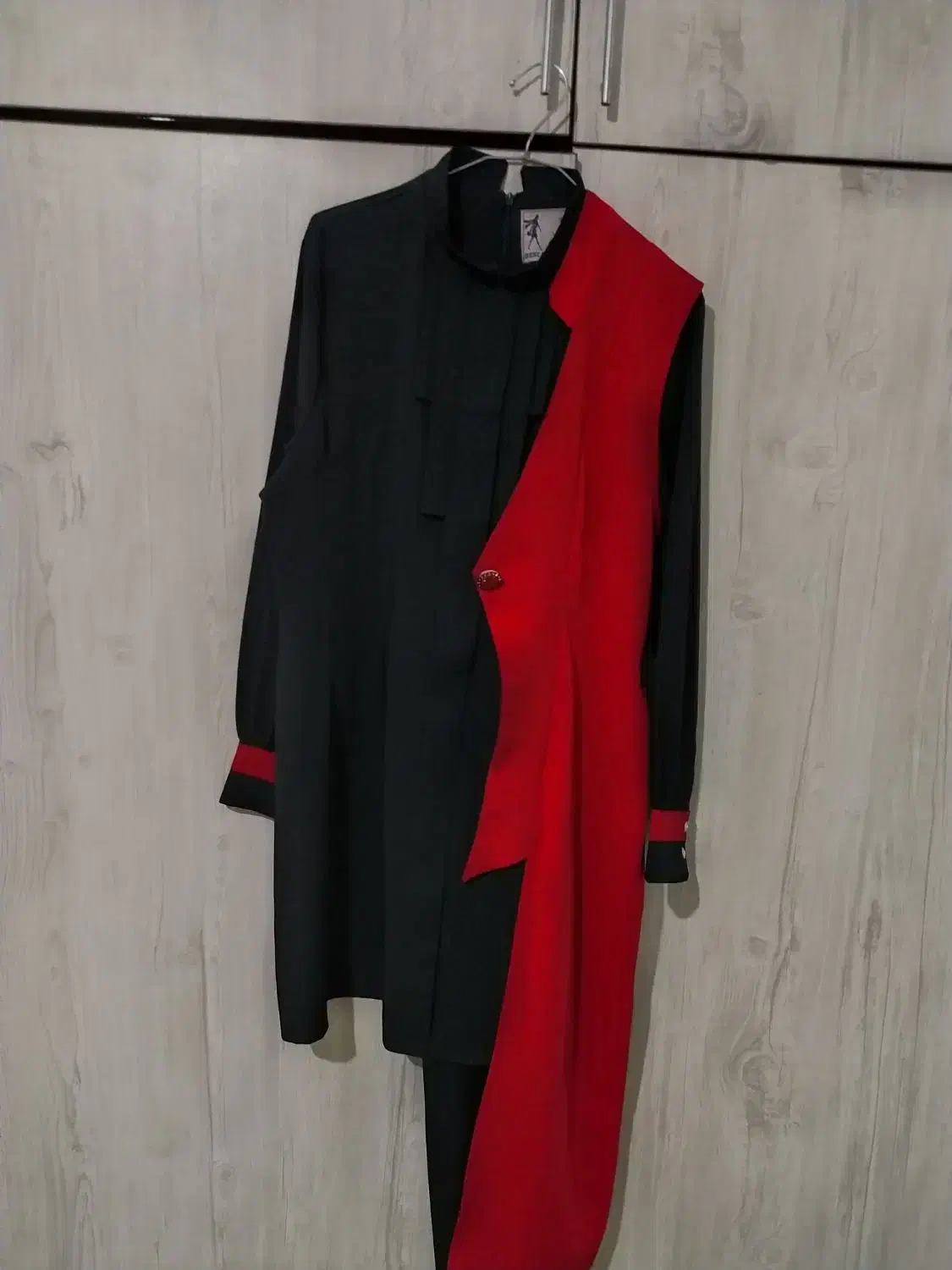 لباس های ضخیم و مناسب زمستان|لباس|هشتگرد, شهرک گلها|دیوار