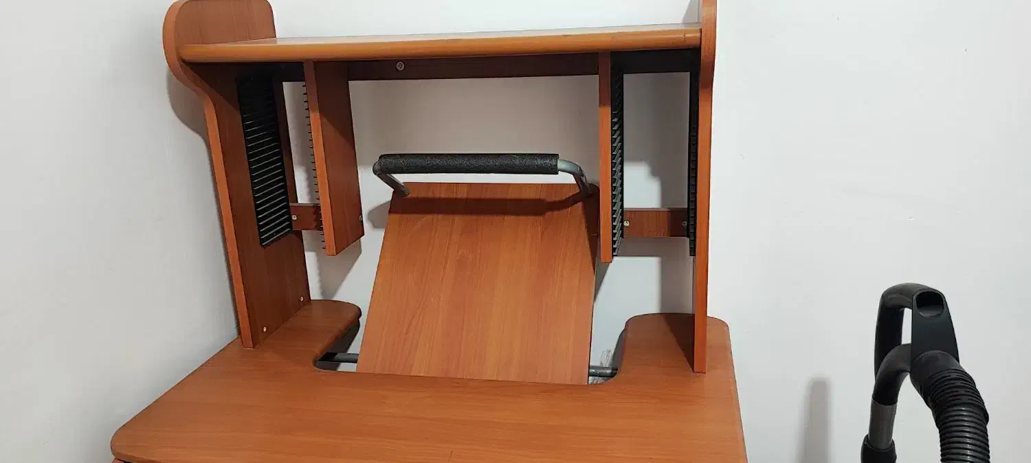 میز کامپیوتر|میز تحریر و کامپیوتر|قم, پردیسان|دیوار