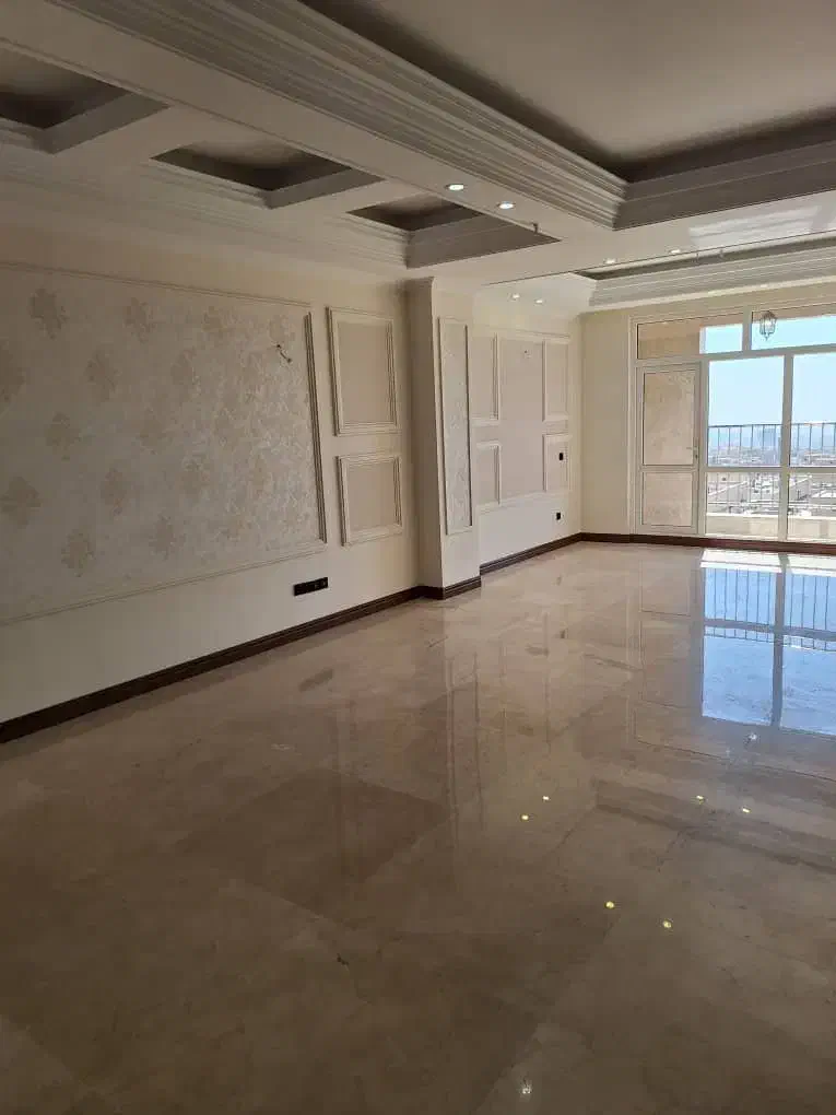 ۱۳۰ متر نوساز فول طبقه ۶ تخلیه شهران