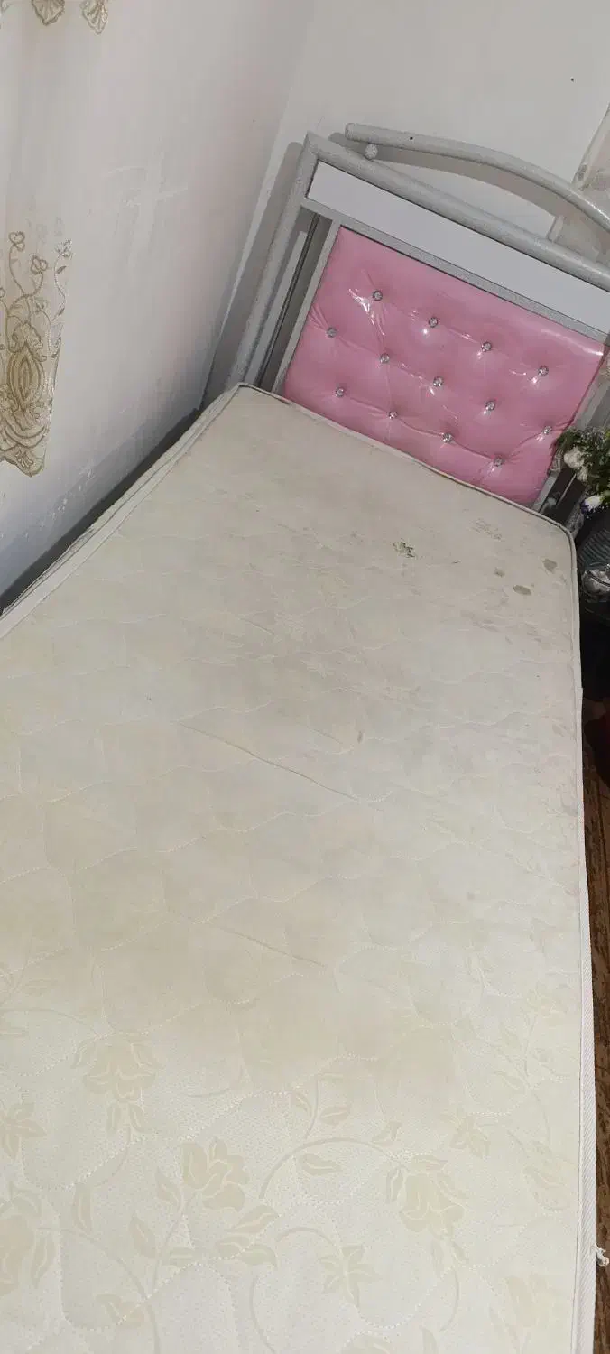 تخت خواب تمیز|تخت و سرویس خواب|تربت جام, معدآباد|دیوار