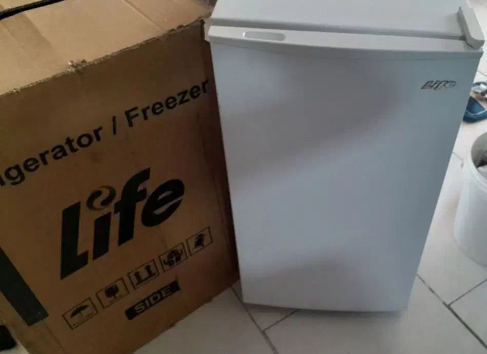 یخچال فریزر ۶ فوت لایف|یخچال و فریزر|گرمدره, |دیوار