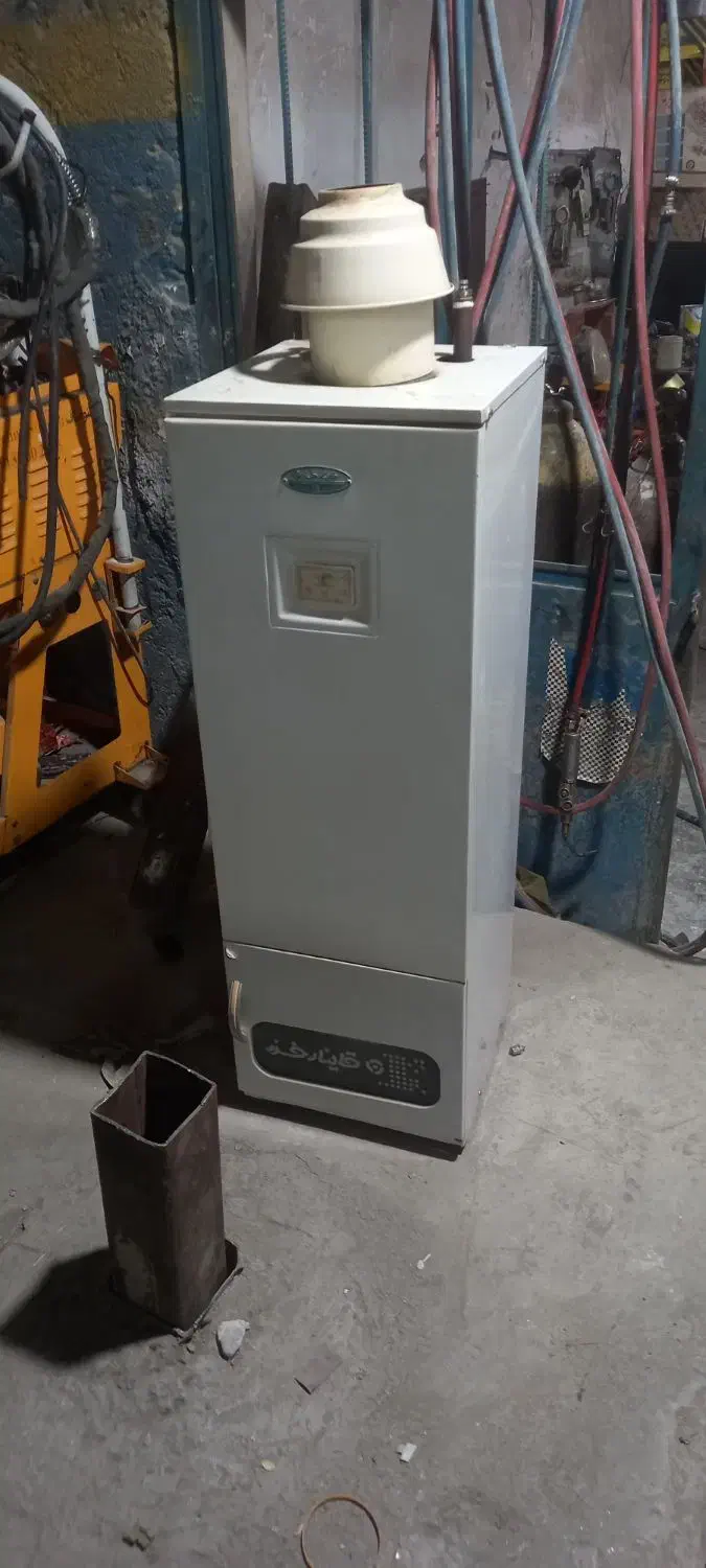 آبگرمکن ۵۰ لیتری|آبگرمکن، پکیج، شوفاژ|یزد, |دیوار