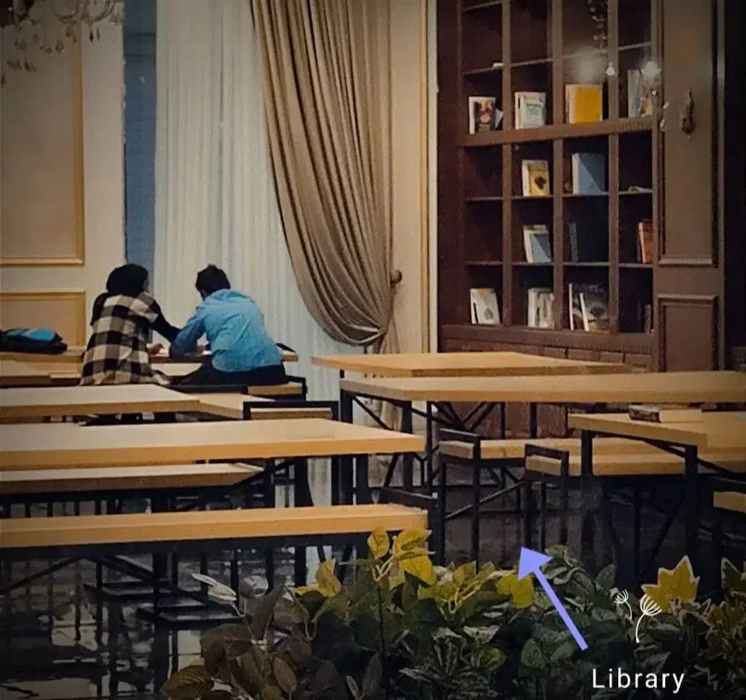 ویـو باز و بدون مشرف در         برج باغ رونیکـا