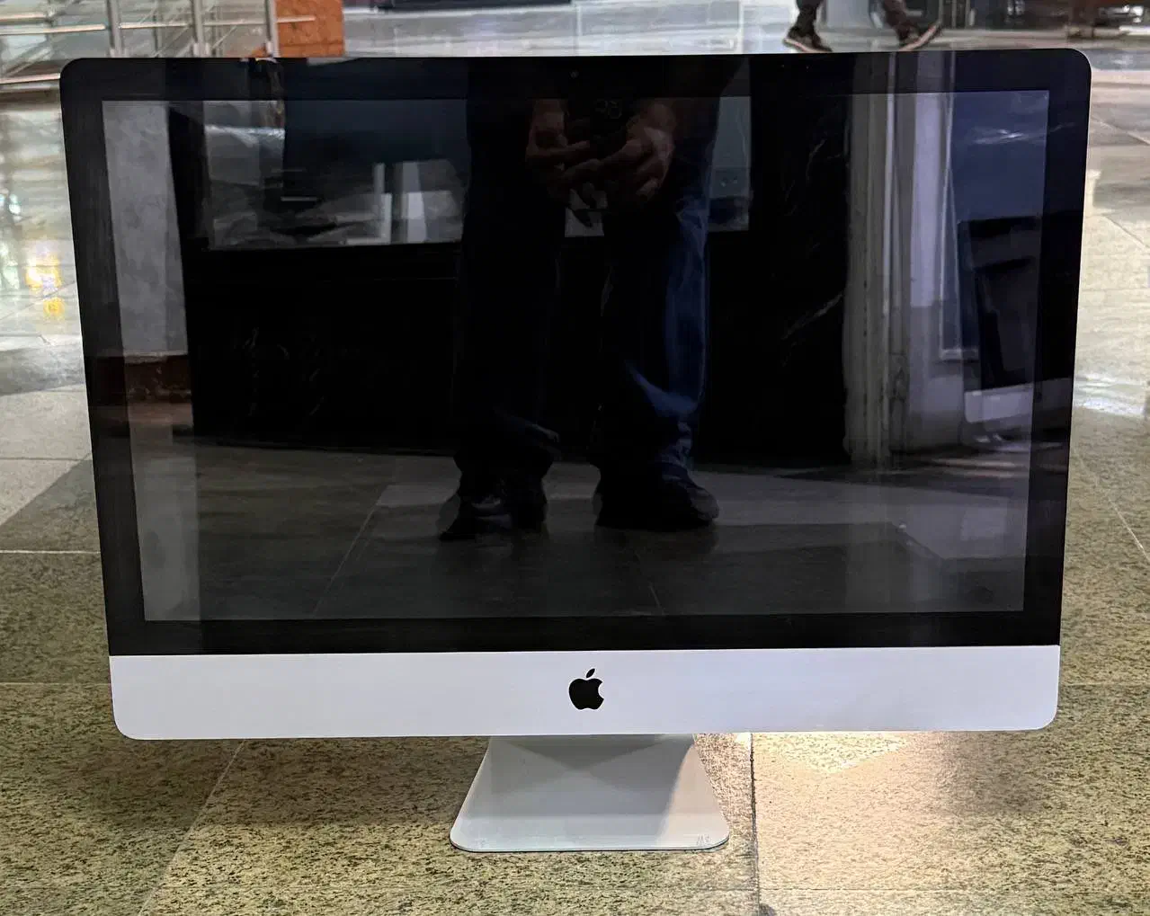 IMAC Slim A2115|رایانه رومیزی|تهران, فلسطین (میدان انقلاب)|دیوار