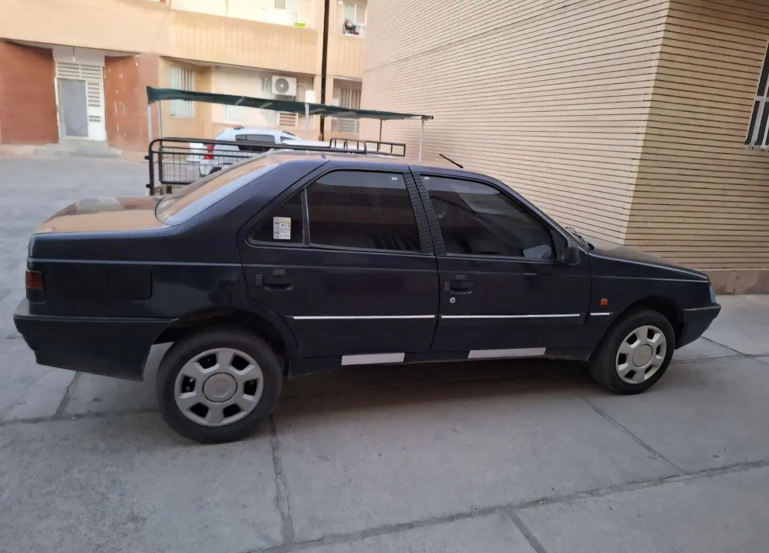 پژو ۴۰۵|خودرو سواری و وانت|جیرفت, |دیوار