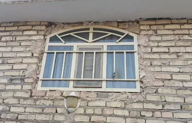 درب وپنجره آهنی حفاظ دار|مصالح و تجهیزات ساختمان|شاهینشهر, گزبرخوار|دیوار