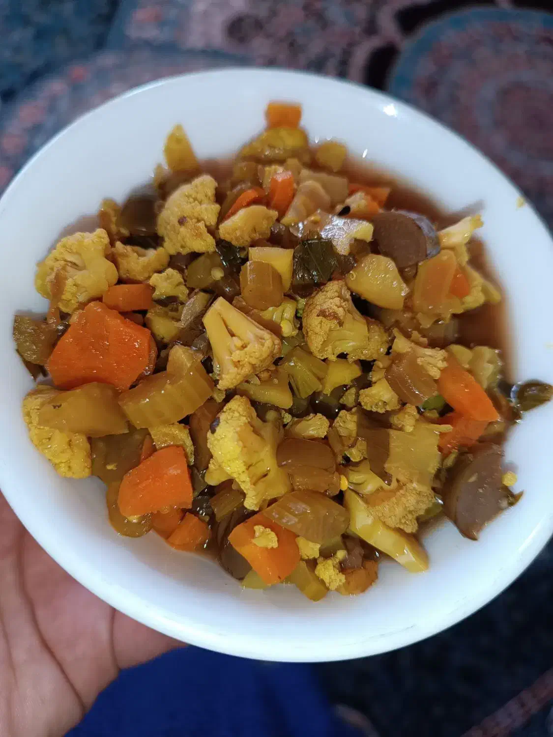 فروش ترشی محلی سالم و بهداشتی|خوردنی و آشامیدنی|سیمین شهر, |دیوار