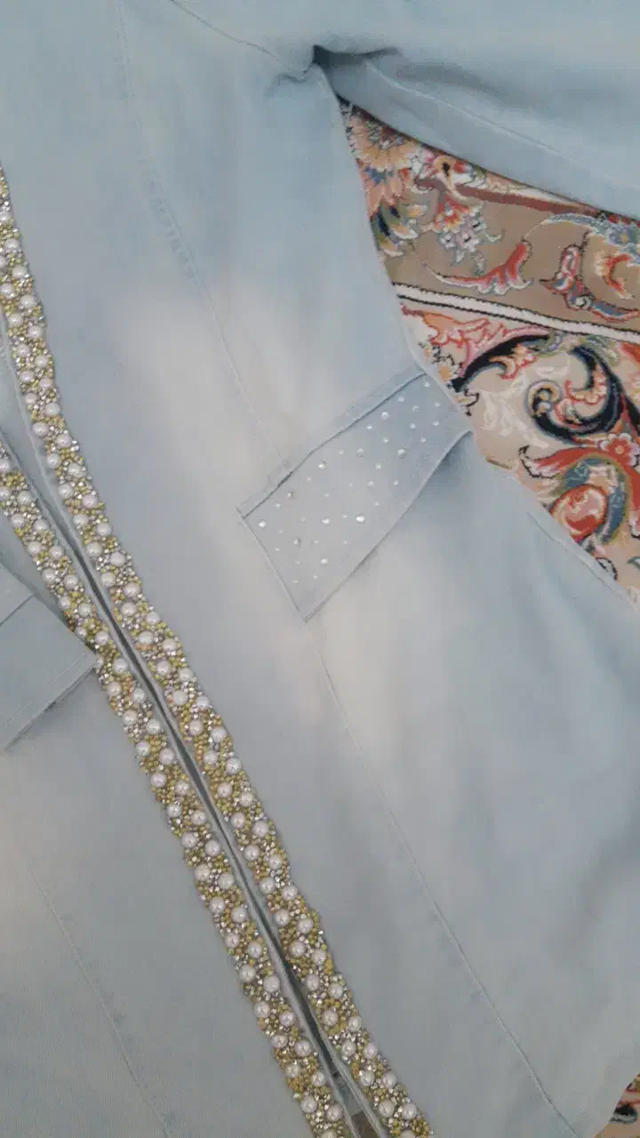 کت لی نگین دار در شبستر|لباس|شبستر, |دیوار