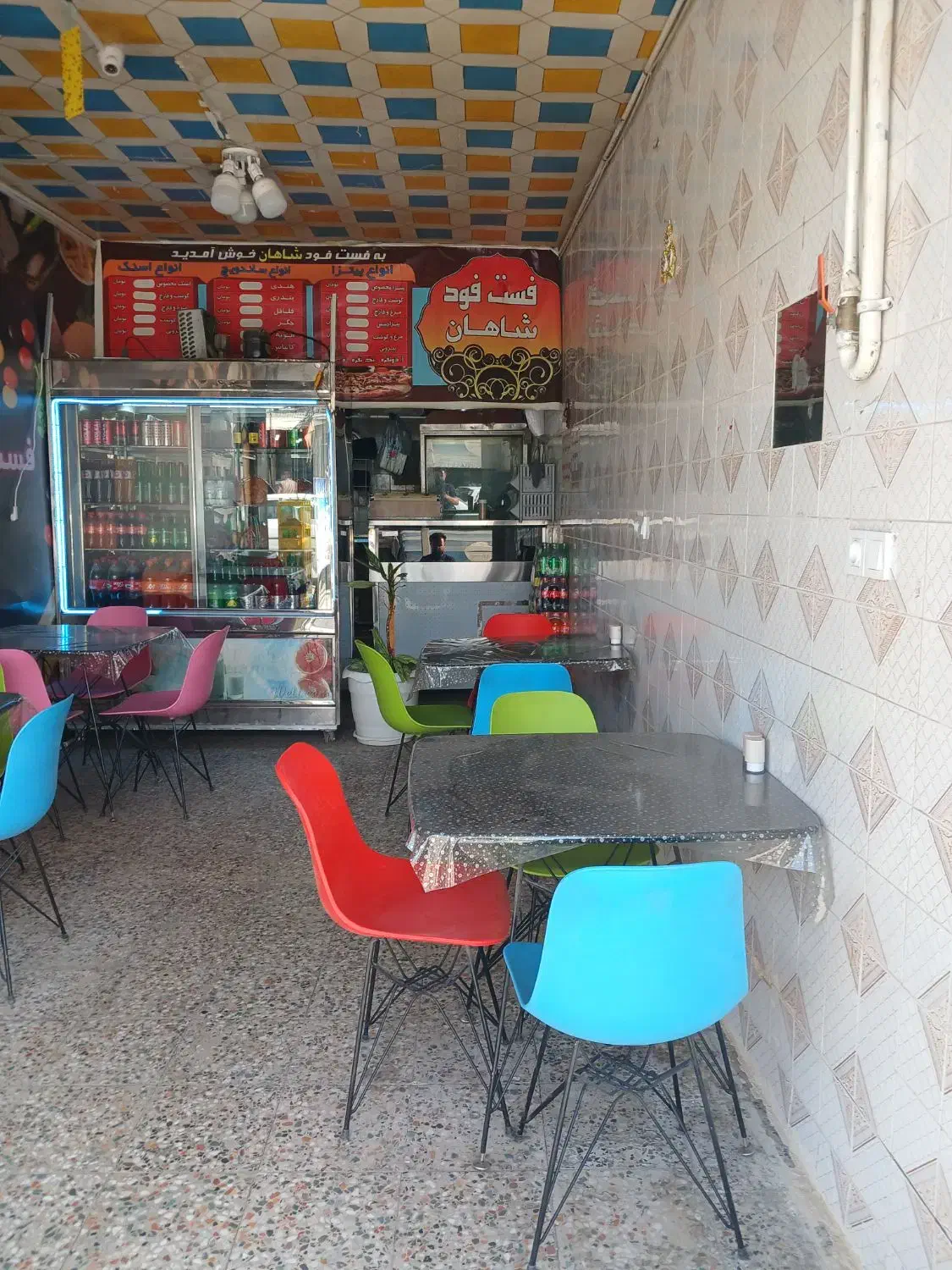 واگذاری مغازه فست فودی|اجارهٔ مغازه و غرفه|لردگان, |دیوار