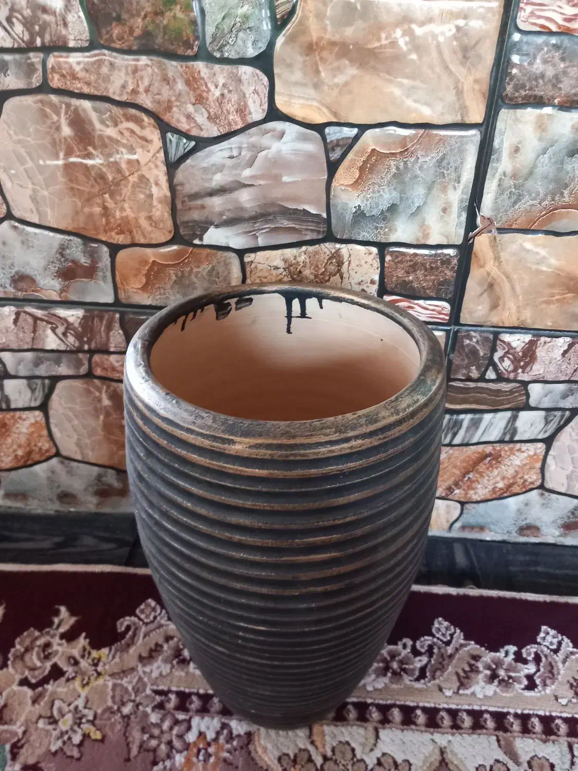 گلدان سفالی|گل مصنوعی|کرمانشاه, |دیوار