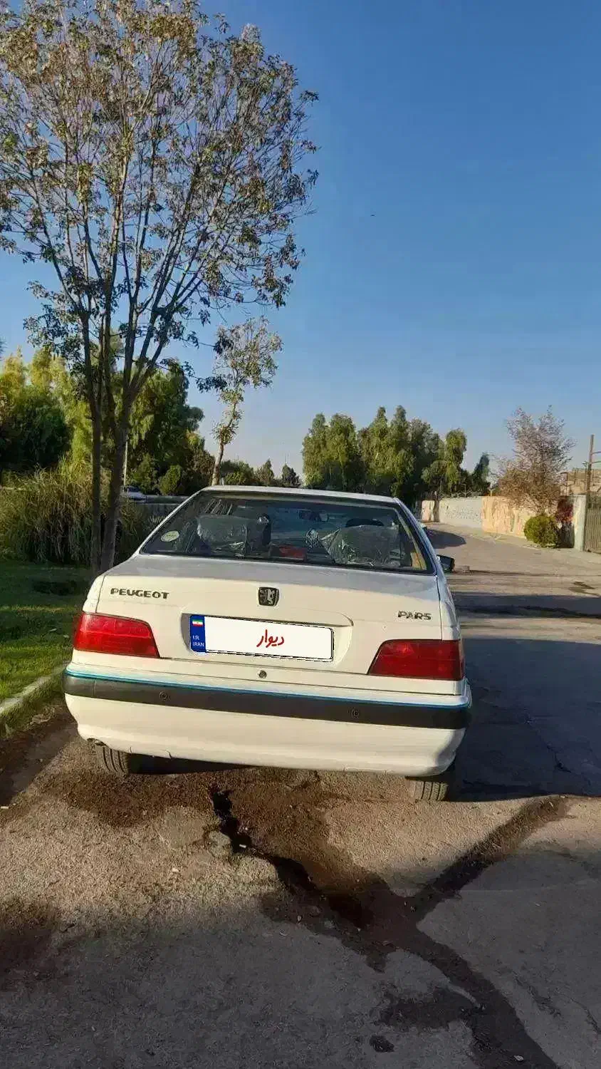 پژو پارس xu7p 1401 در حد خشک دریچه سیمی|خودرو سواری و وانت|قم, قلعه کامکار|دیوار