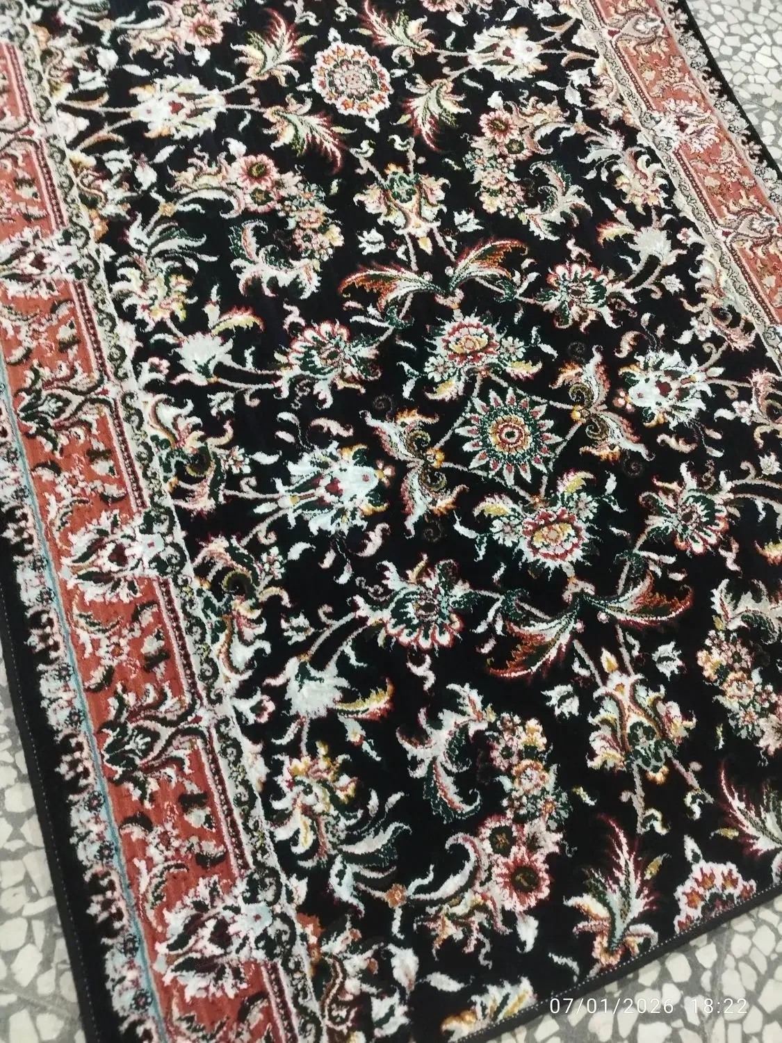 کناره فرش ۷۰۰ شانه|فرش|کاشان, پایانه مسافربری|دیوار