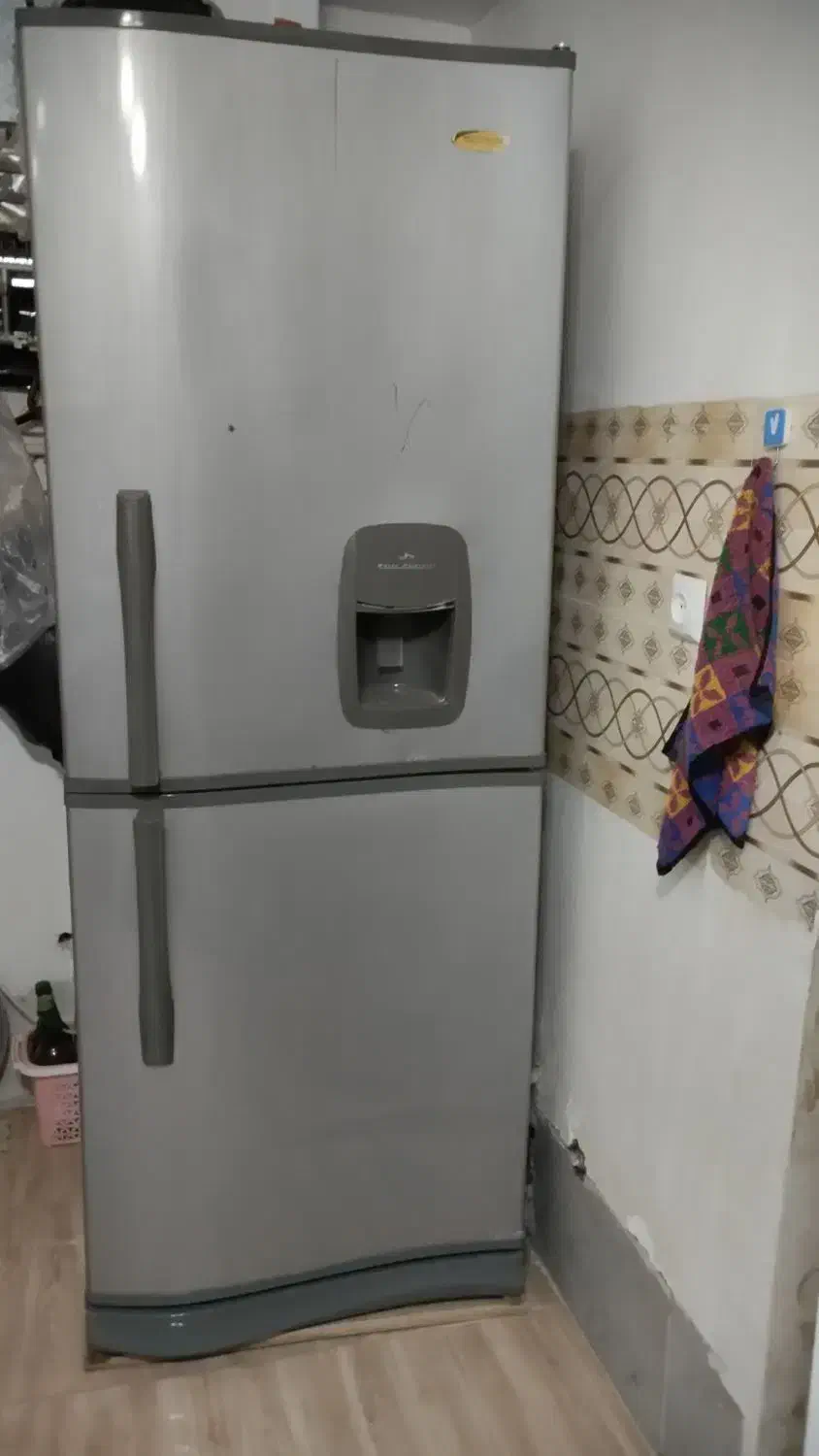 لباسشویی تمام اتوماتیک و یخچال فریزر مارک سورن|ماشین لباسشویی و خشککن لباس|نیشابور, مازول|دیوار