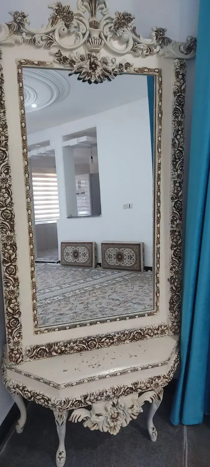 آینه و ساعت درحد نو|آینه|مریوان, |دیوار