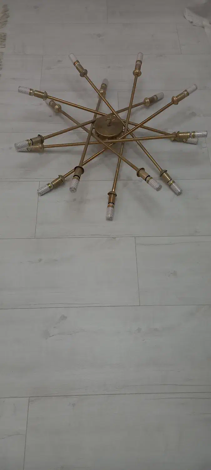 چهار عدد لوستر|لوستر و چراغ آویز|اصفهان, سرشبادران|دیوار