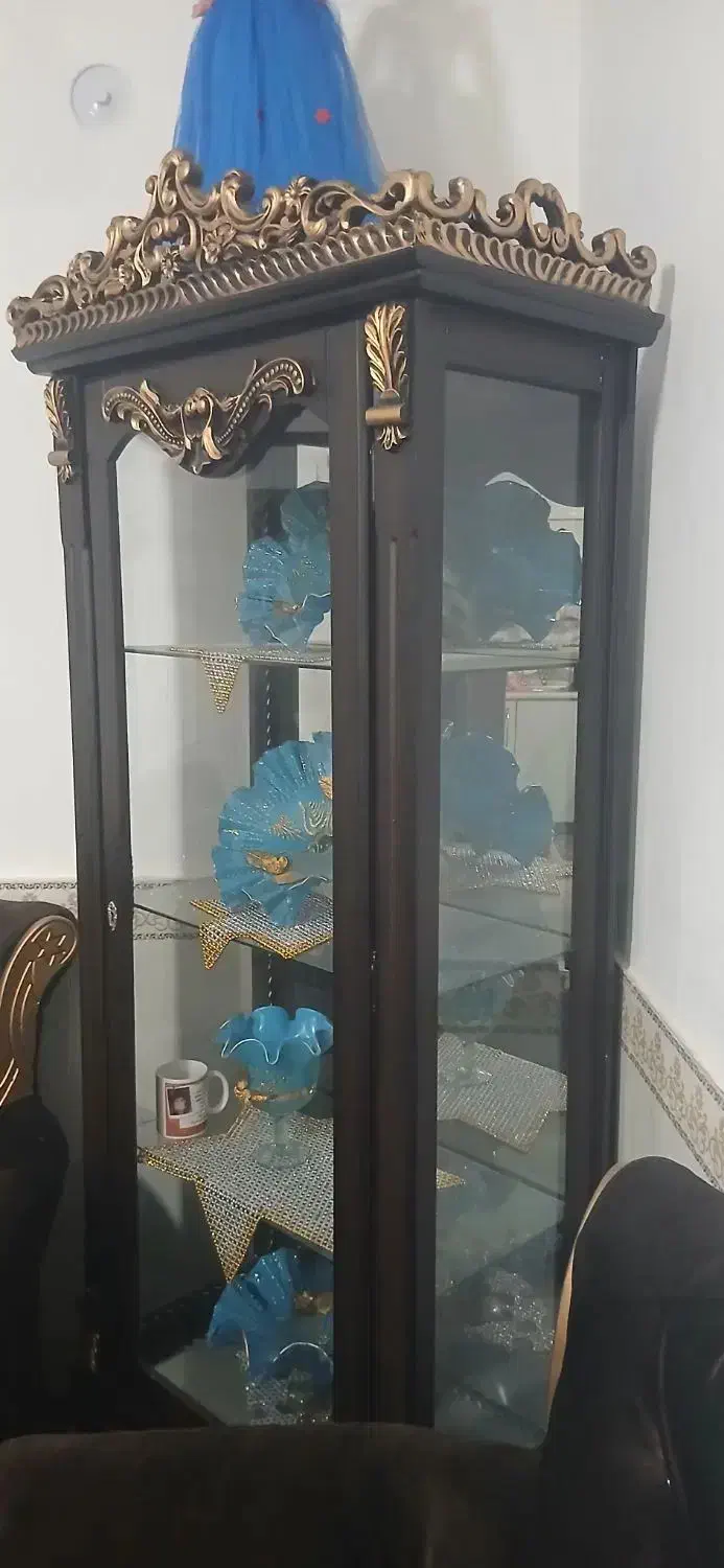 ویترین-میزغذاخوری۶نفره-استندگل|میز و صندلی غذاخوری|بوئین زهرا, |دیوار