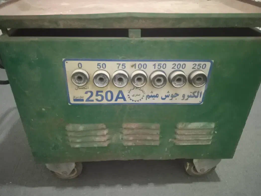 انواع دستگاه جوش قدیمی خراب ۲۵۰و۳۰۰و۴۰۰اشتری|ابزارآلات|شادگان, |دیوار